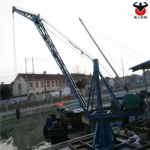 渔车吊机吊鱼吊机运鱼吊机鱼塘拉鱼吊机码头简易吊