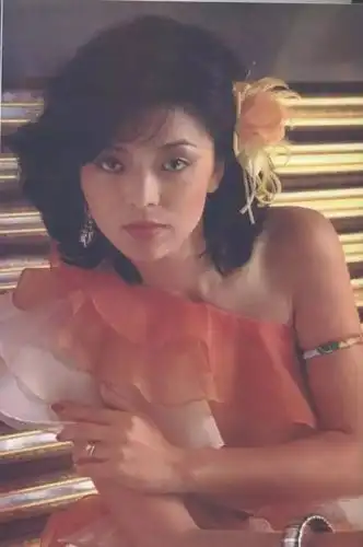 他曾实力作死勾搭黄,如今竟然精神失常