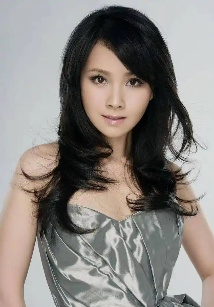 何琳:嫁给母校老师,为公婆息影5年,我一生只结一次婚_吴兵_朋友_因为