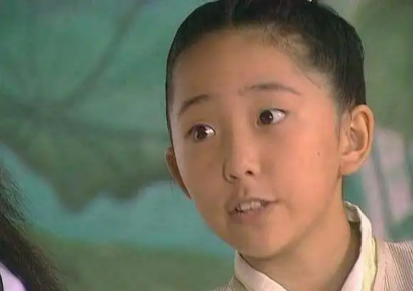 小李飞刀的龙小云曾三次女扮男装如今30岁是一名摄影师