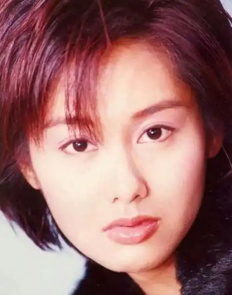 80后心中的女神之短发朱茵