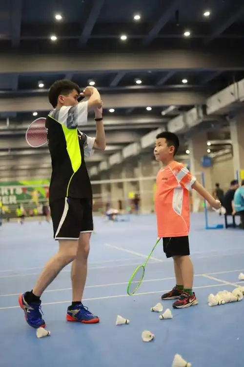 助长高,护视力,之江这家羽毛球,网球专业培训机构暑假班开始招生啦