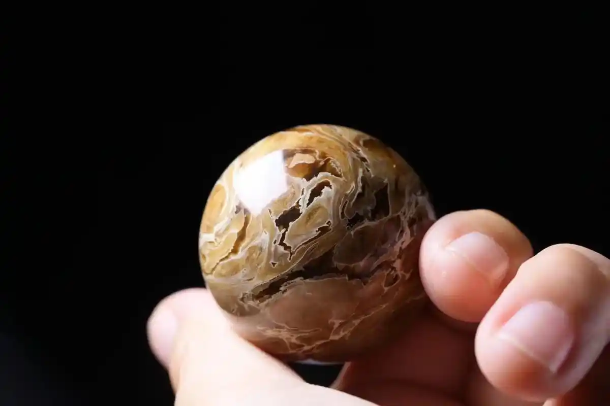 天然缅甸琥珀极品花珀溶洞大单珠,超级无 - 抖音