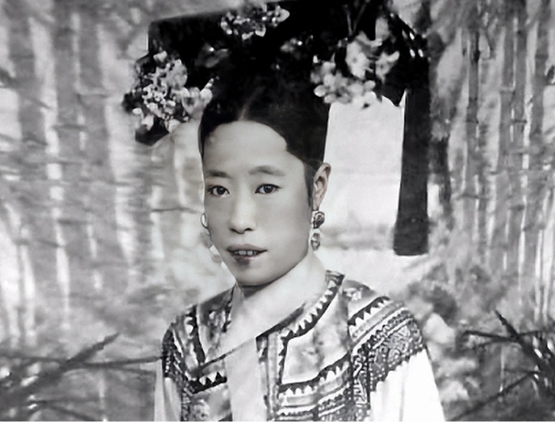 1913年2月22日,隆裕太后病逝