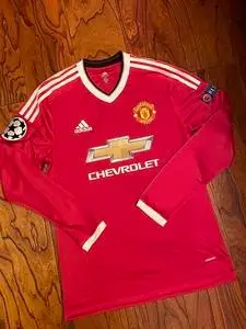 曼联1516赛季更衣室球员版 长袖球衣 6码 全新无吊牌 无