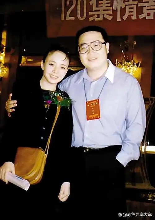 不要看如今的宋丹丹不修边幅当年的她漂亮到倪萍都被比下去了