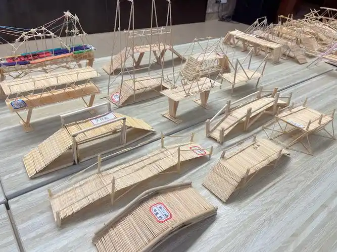 小小牙签桥挑战不可能记四年级数学实践活动