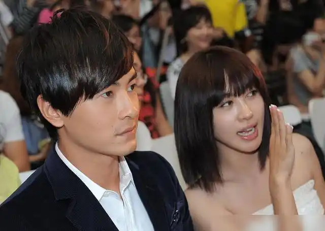 黄晓明|李菲儿|杨颖|小三_网易订阅