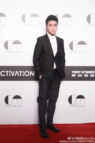 怒怼香港航空的赌王之子何猷君的时尚进阶路