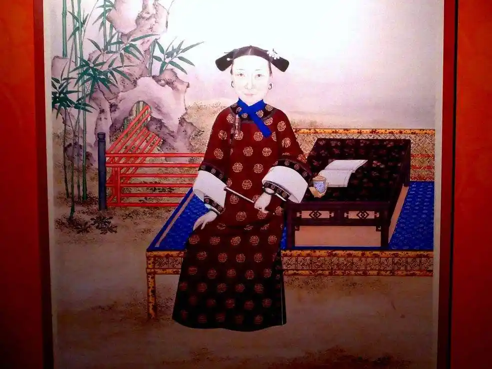 一物降一物,只手遮天的慈禧太后对养女荣寿公主也要惧怕三分