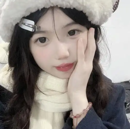 真人女头冬季带帽纯yu可爱女生头像