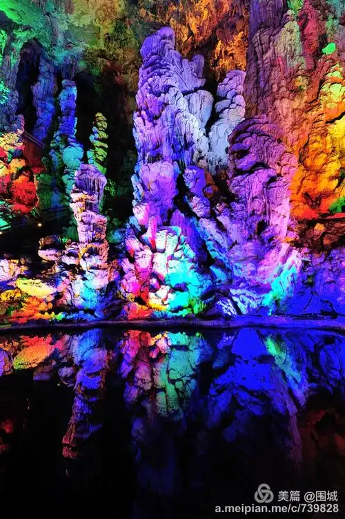 旅行 凌霄岩风景区 写美篇       凌霄岩风景名胜区位于阳春市西北66