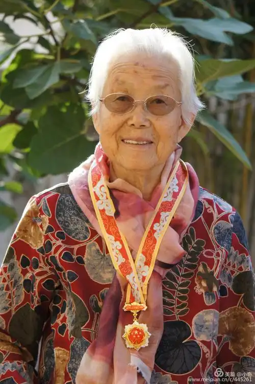 致敬我那革命的老妈妈