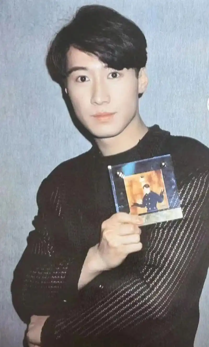 一代天王巨星黎明.黎明帅气写真集#香港娱乐圈 #黎明 - 抖音