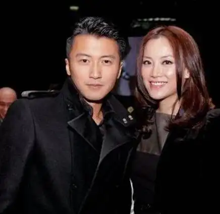 【图】谢霆锋现在老婆照片是谁? 以前他的心中只有她!