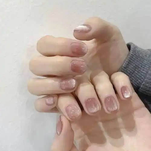 新春美甲特辑③| 一期爆闪猫眼美甲分享,高贵又显白