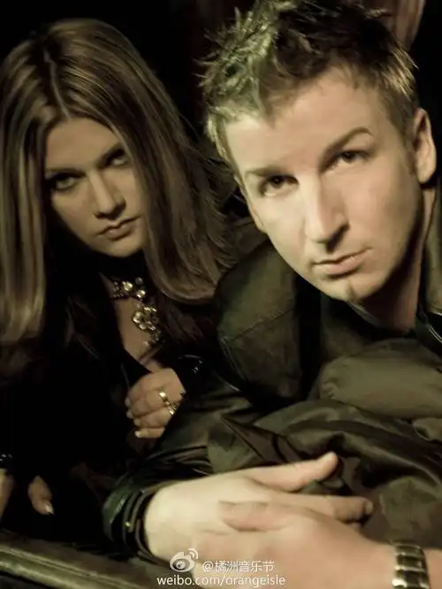 p>舞动精灵乐团 (groove coverage)是来自德国2001年创立的乐队,由