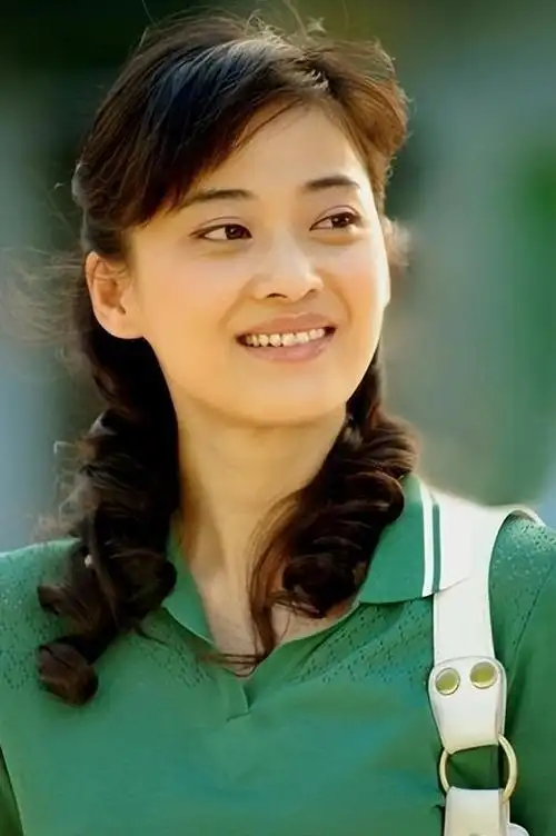 演员梅婷:离婚后很幸运,二婚嫁摄影师,如今是两孩子的幸福妈妈