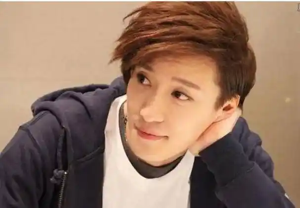 原来,她曾经因为男友患上抑郁症而牵扯到了已经去世的乔任梁.