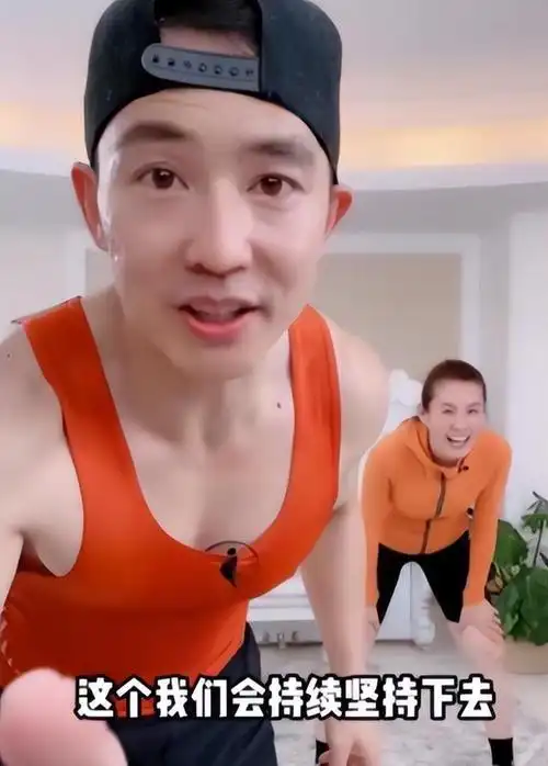 回顾刘畊宏曾一周吸粉上千万直播间400万人同时在线今如何