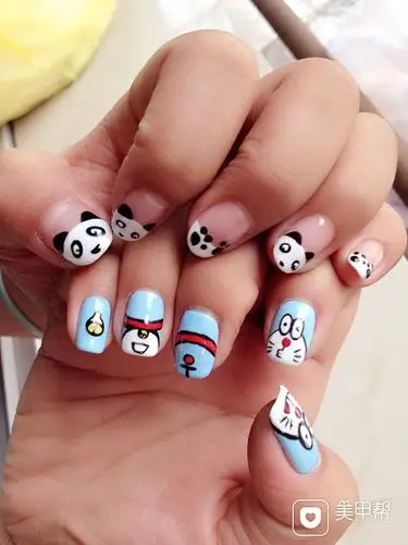 可爱手绘方圆形美甲图片