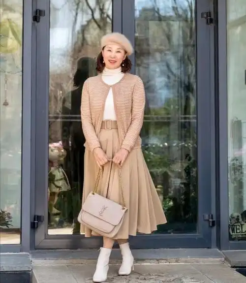 被一位老奶奶惊艳真正优雅的女人60岁依旧很美很高级