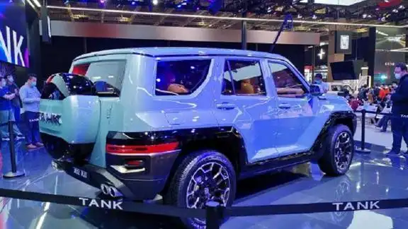 长城坦克600下线硬派不输丰田陆巡30t配9at性能顶级