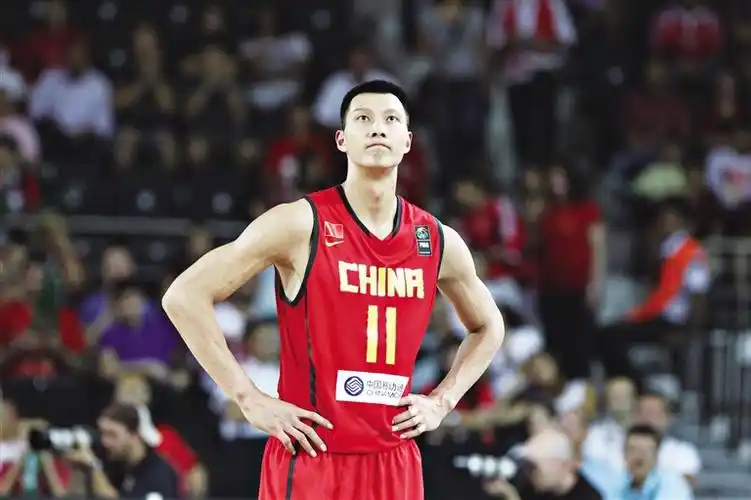 易建联:男篮要重树在球迷心中的形象