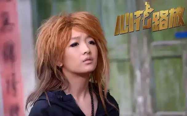 深受大佬钟爱的4位演员冯小刚捧红成龙接着捧洪金宝等着捧