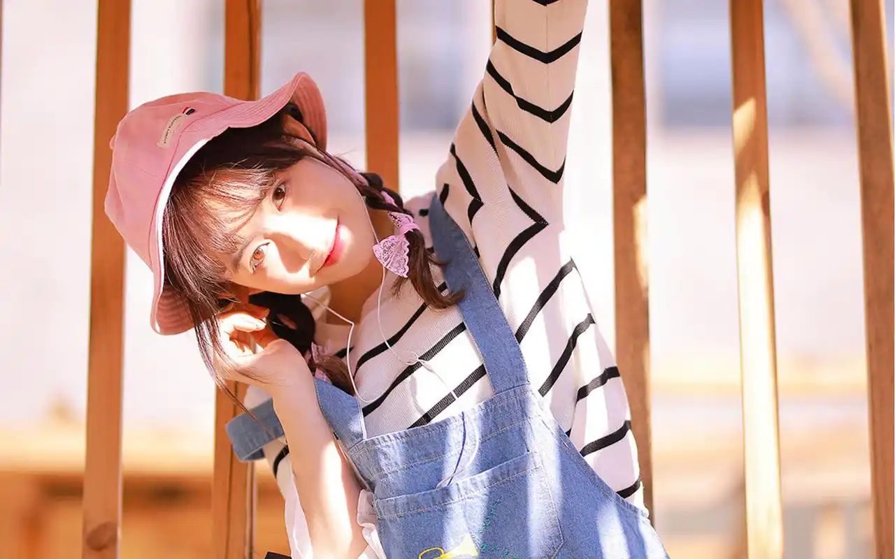 首页 桌面壁纸 美女壁纸 可爱治愈系少女清纯甜美高清写真 上一张 下