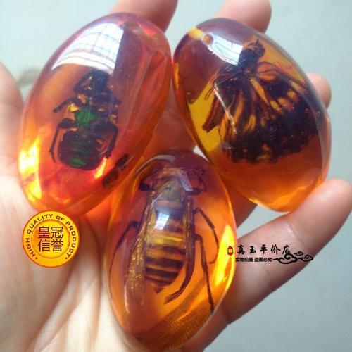 波罗的海琥珀吊坠 虫珀 蝎子手把件 螃蟹 金龟子蝴蝶 吊坠 项坠