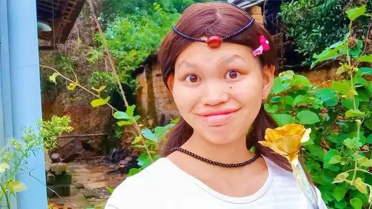 爆笑神问答:美女说不怕,知识就是力量!太搞笑了