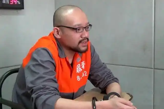 靠翻唱起家 靠一颗卤蛋事件成名 靠吸毒终了 有好多人支持他复出