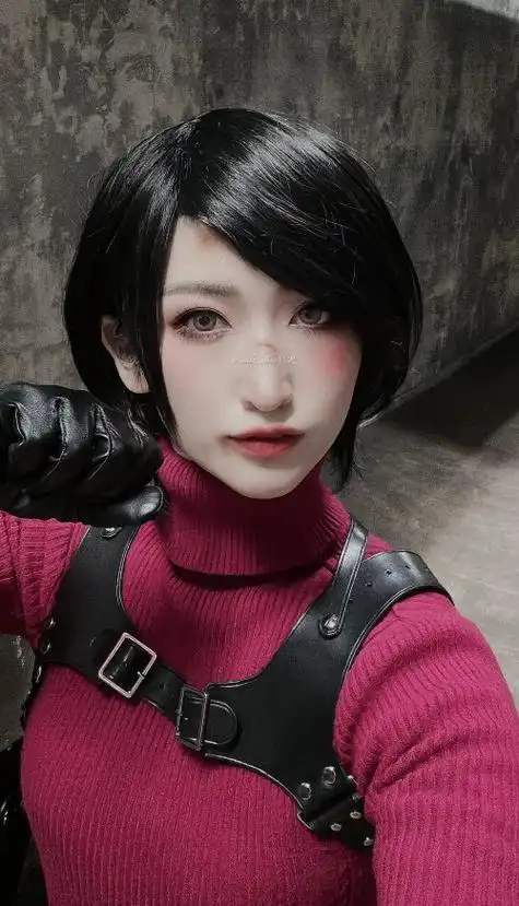 日本小姐姐cos生化4艾达王旗袍黑丝超吸睛