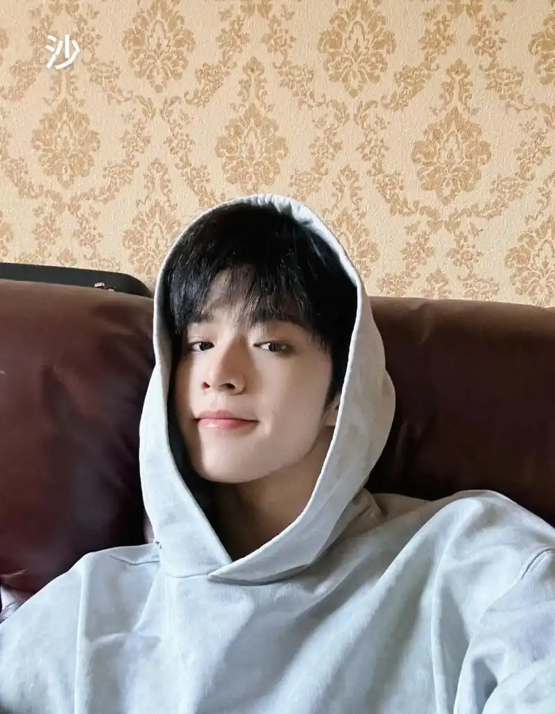 刘耀文 文案在图片里01#b男 - 抖音