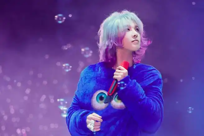 华晨宇渐变发色##华晨宇演唱会限定发色vlog