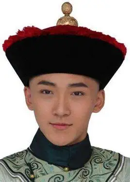 福尔泰其他人物相关