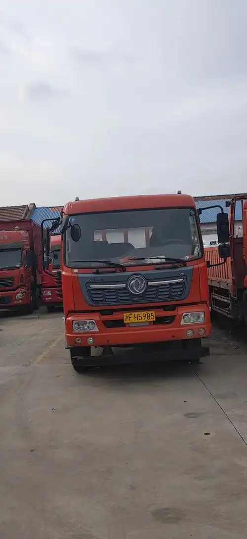 二手6米8平板货车 全车原版原漆 非常漂亮 好车在等有缘人 欢迎了解