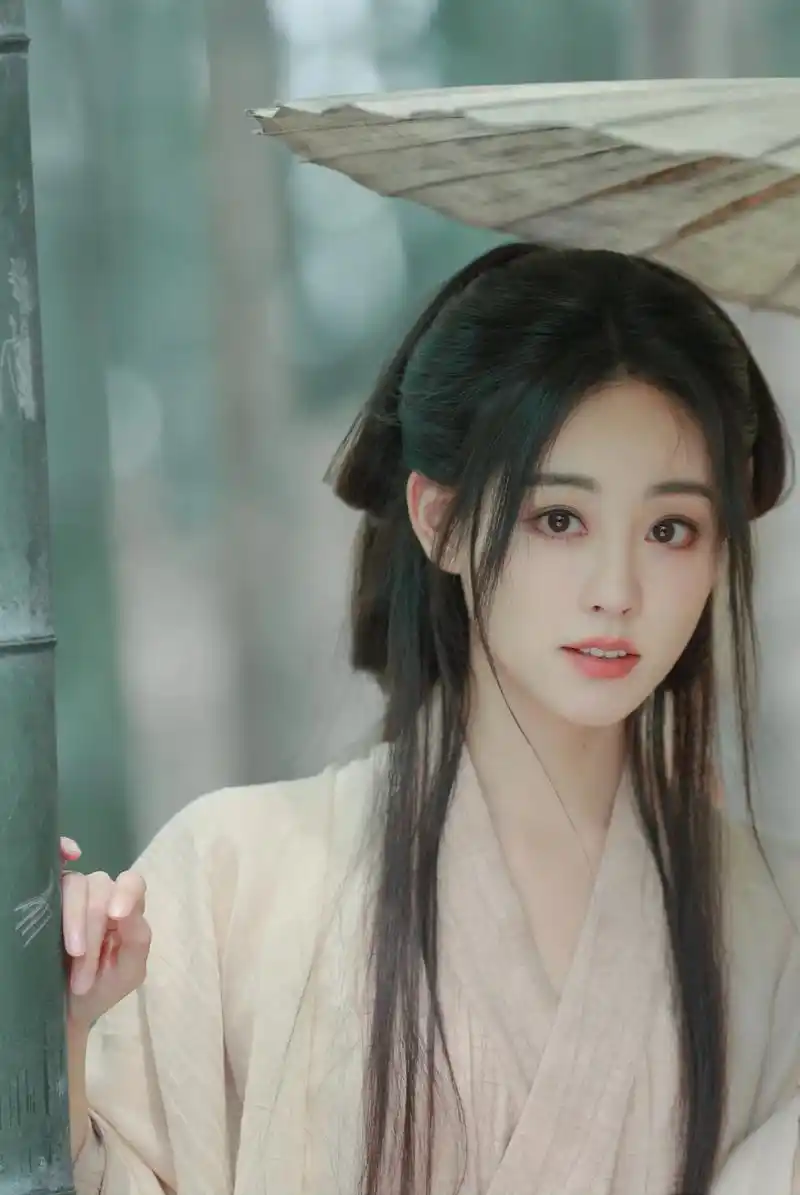 祝绪丹古装壁纸,这两个造型很漂亮