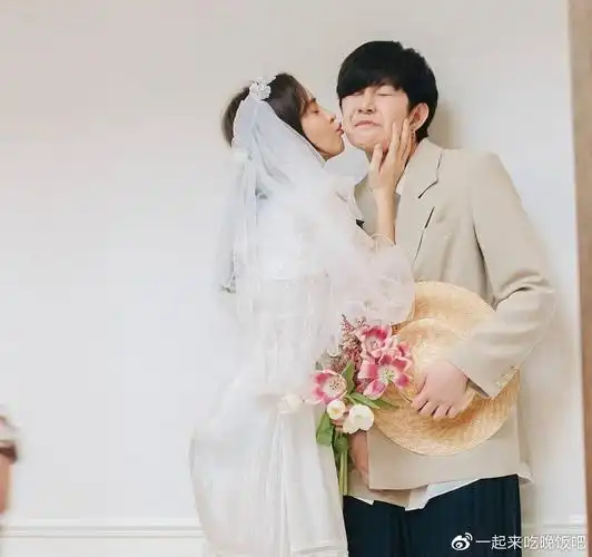 泰国cp超长售后《yesorno想爱就爱》李缇娜和李海娜合体