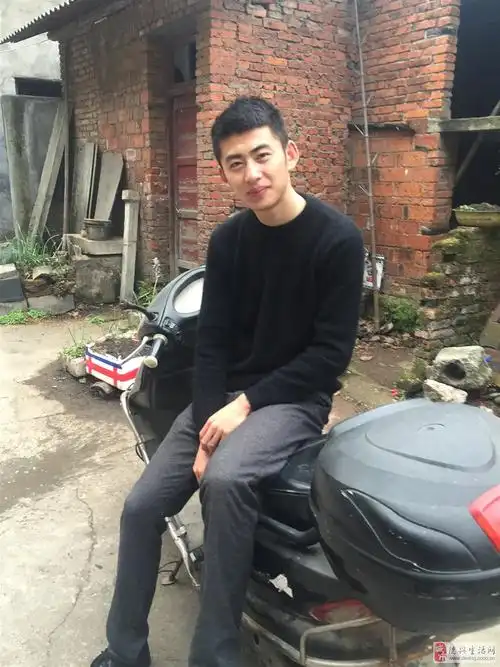 【帅男秀场】徐楠 22岁 天蝎座 搬砖的_微封面-帅哥_德兴论坛_德兴