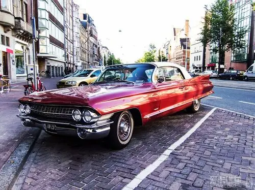 老款凯迪拉克图片分享