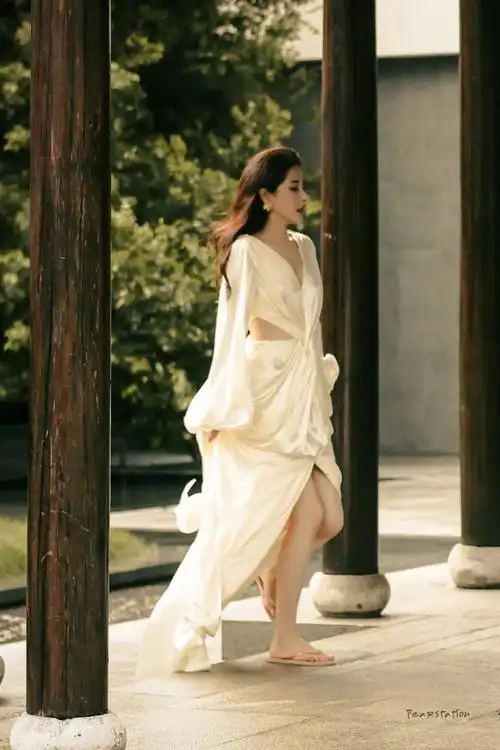 曾黎全网找yuzheng