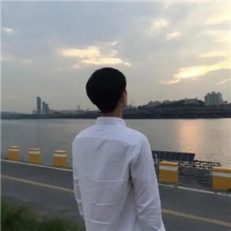 qq头像白色男生背影图片大全唯美伤感_头像图片_扣扣乐园