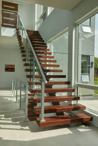 现代可定制的trappenhuis铁绳栏杆木制台阶直梯别墅