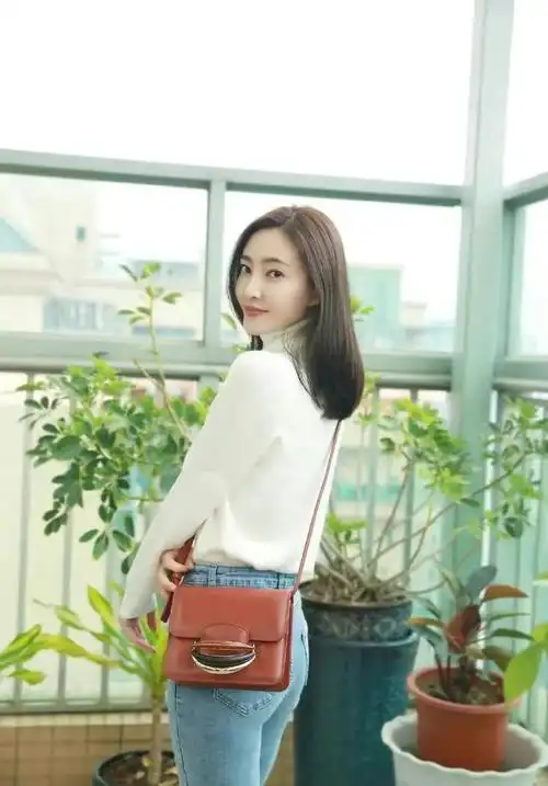 王丽坤的时尚美照真是太漂亮了