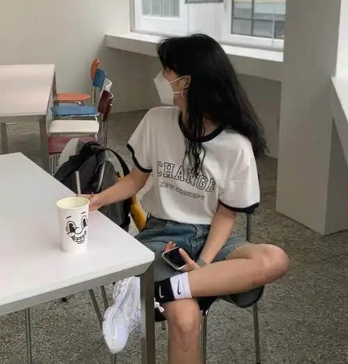 韩国小姐姐ins博主穿搭分享