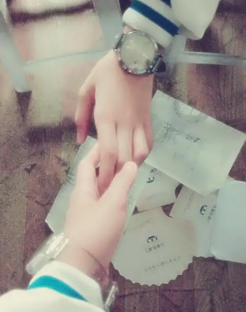 手由紧握到松开#快要松开#娜娜娜