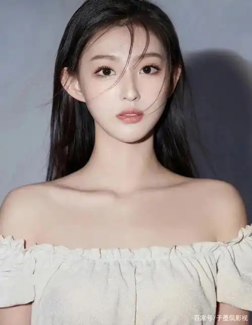 王思洁,"纯天然美女"北电20级女神级美女.纯天然脸型