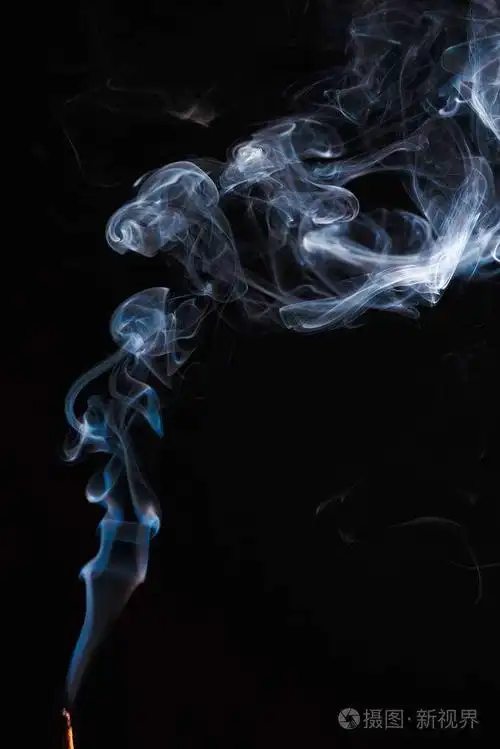 点燃香烟图片大全,香烟图片大全伤感图片-图片大观-奇异网